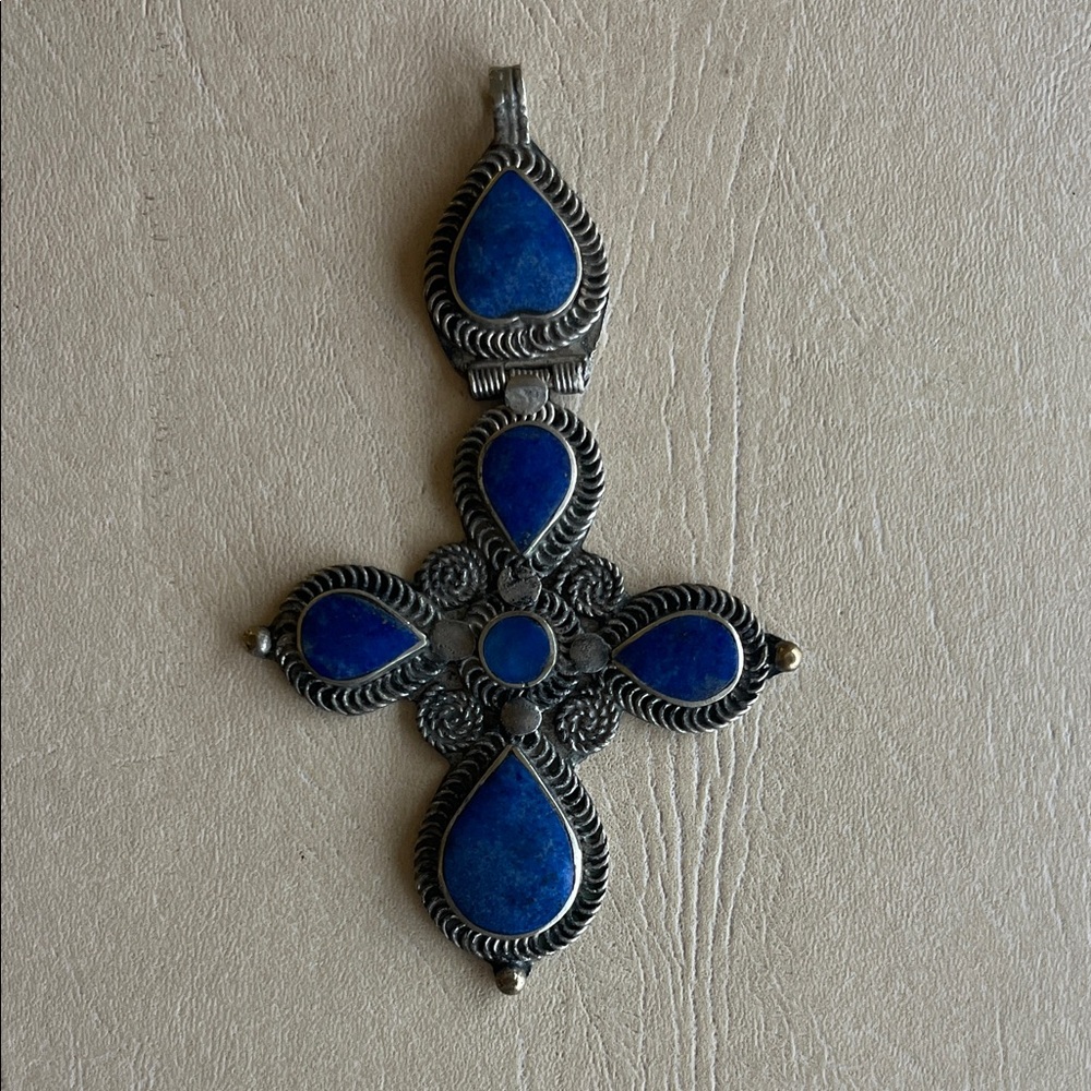 Lapis lazuli and Silver Pendant